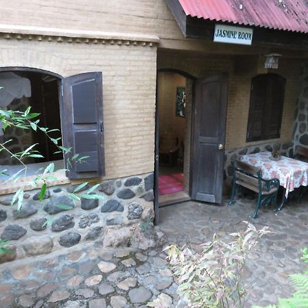 Little Eden Guesthouse Pang Mapha Habitación foto