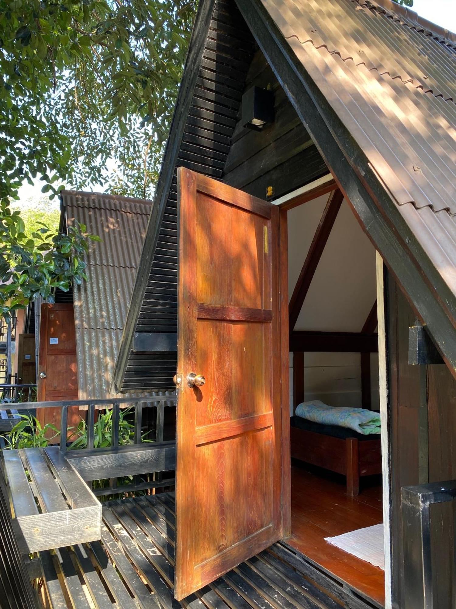 Little Eden Guesthouse Pang Mapha Exterior foto