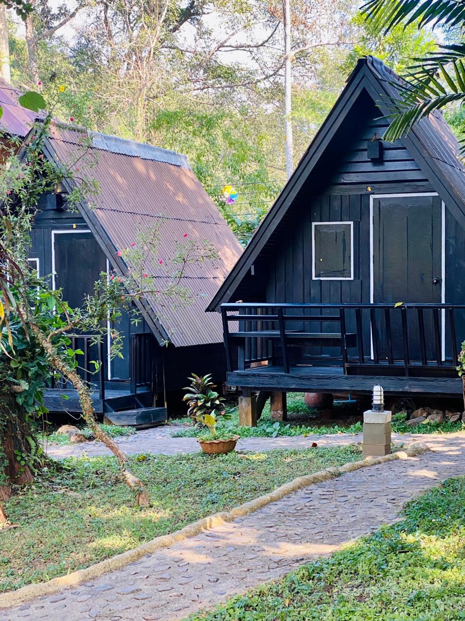 Little Eden Guesthouse Pang Mapha Exterior foto