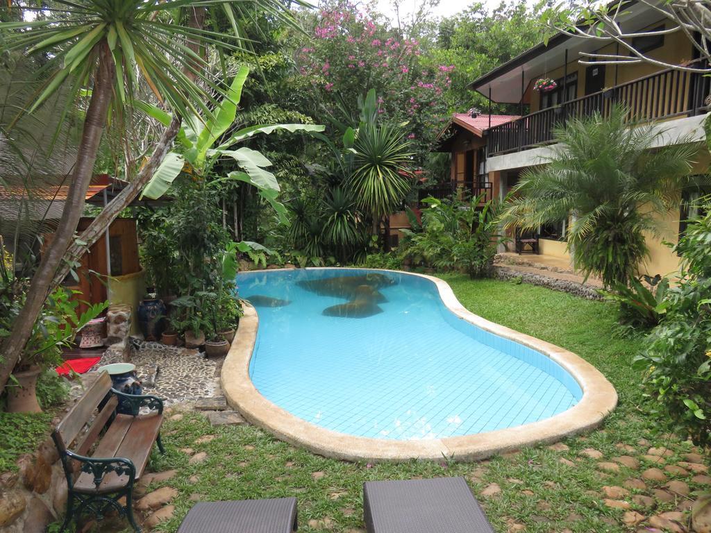 Little Eden Guesthouse Pang Mapha Exterior foto
