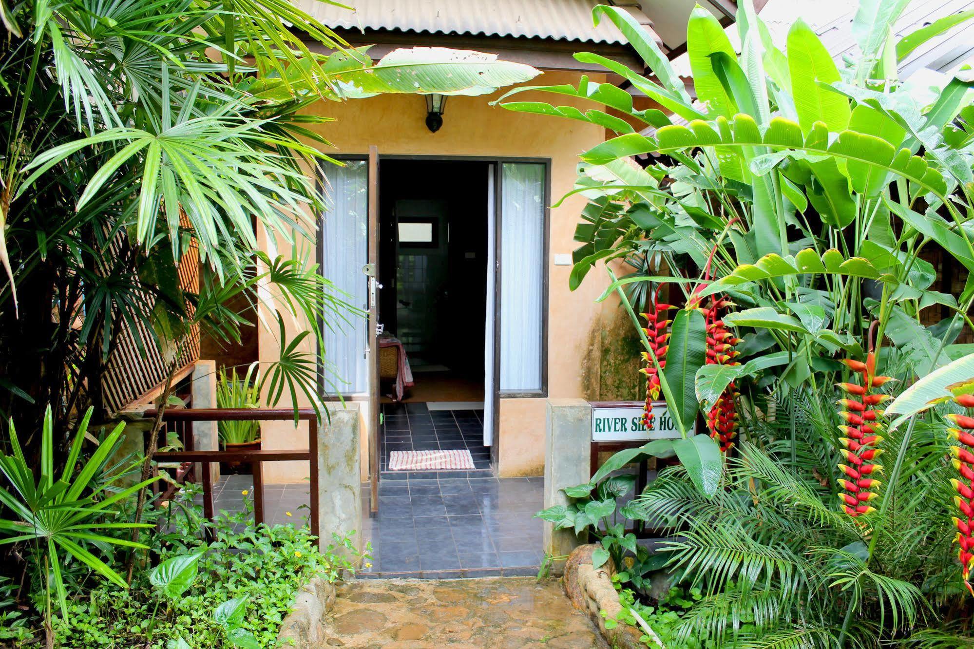 Little Eden Guesthouse Pang Mapha Exterior foto